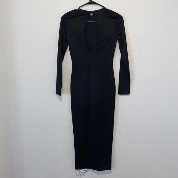 Dress - Picture 6 of 7